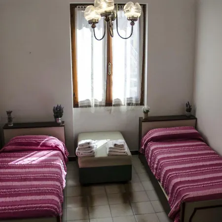 Quadrilocale A 100 Metri Dal Mare Tonno Apartment *